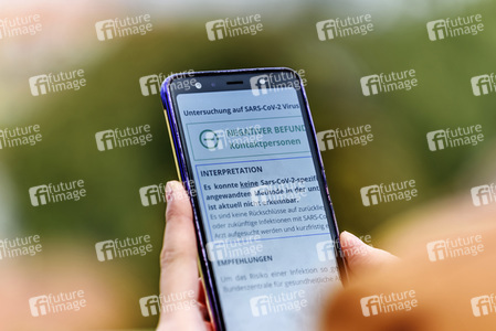 Symbolfoto negativer Corona-Test