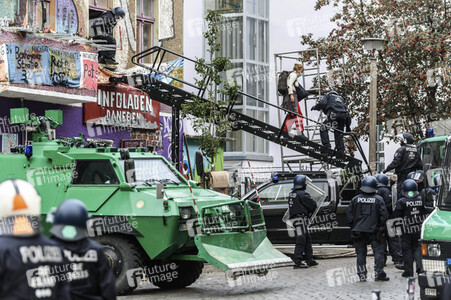 Räumung des Wohnprojektes Liebig 34 in Berlin