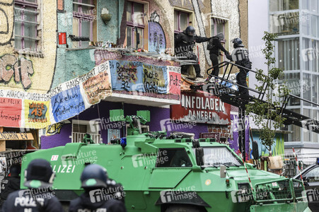 Räumung des Wohnprojektes Liebig 34 in Berlin