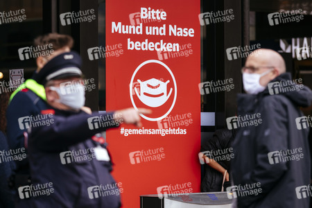 Symbolfoto Maskenpflicht auf öffentlichen Plätzen