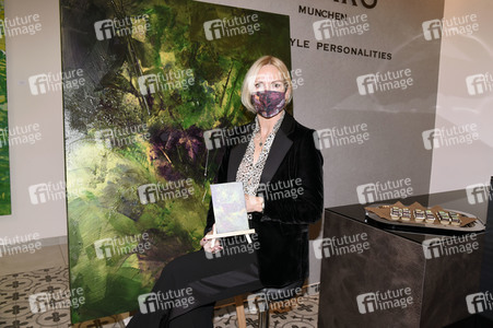 Vernissage 'Farb-Pracht' von Simone von Anhalt in München