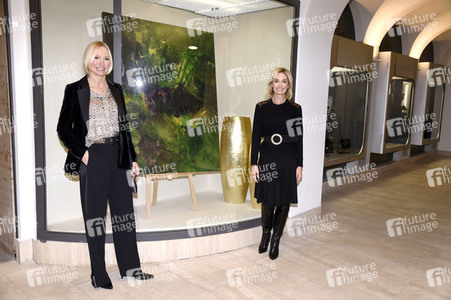 Vernissage 'Farb-Pracht' von Simone von Anhalt in München