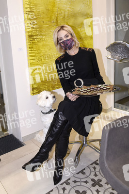 Vernissage 'Farb-Pracht' von Simone von Anhalt in München