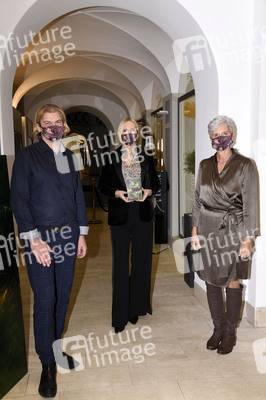 Vernissage 'Farb-Pracht' von Simone von Anhalt in München