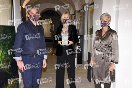 Vernissage 'Farb-Pracht' von Simone von Anhalt in München