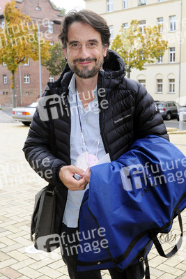 Ankunft zur Talkshow 'Riverboat' in Leipzig