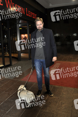 Ankunft zur Talkshow 'Riverboat' in Leipzig