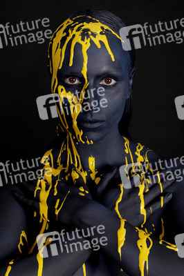 BODYART: Dark Splash