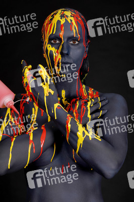BODYART: Dark Splash