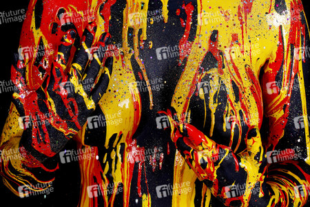 BODYART: Dark Splash