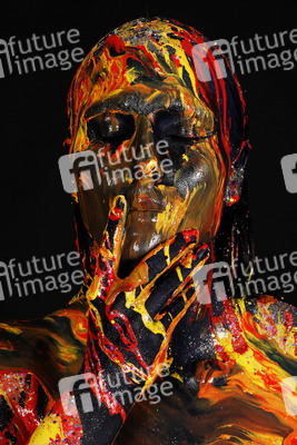 BODYART: Dark Splash