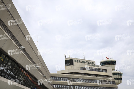 Symbolfoto Flughafen Tegel