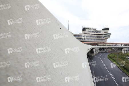 Symbolfoto Flughafen Tegel