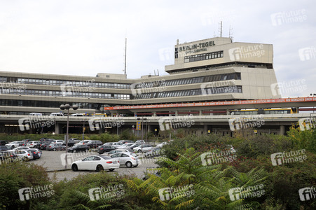 Symbolfoto Flughafen Tegel
