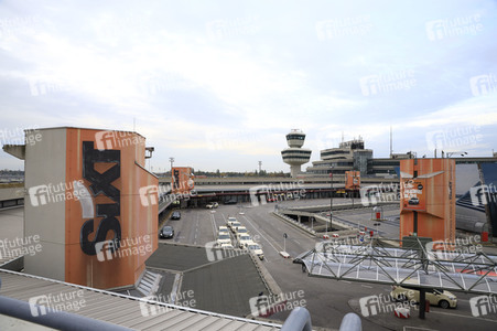 Symbolfoto Flughafen Tegel