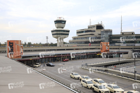 Symbolfoto Flughafen Tegel