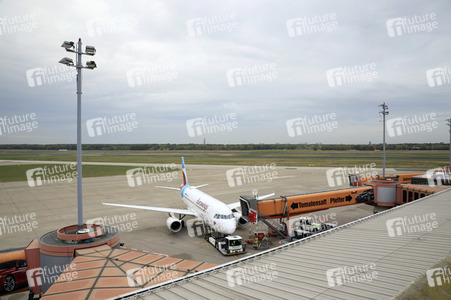 Symbolfoto Flughafen Tegel