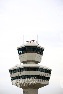 Symbolfoto Flughafen Tegel