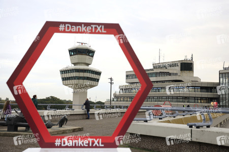 Symbolfoto Flughafen Tegel