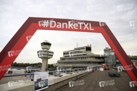 Symbolfoto Flughafen Tegel