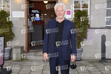 Lesung von Miroslav Nemec in Haar