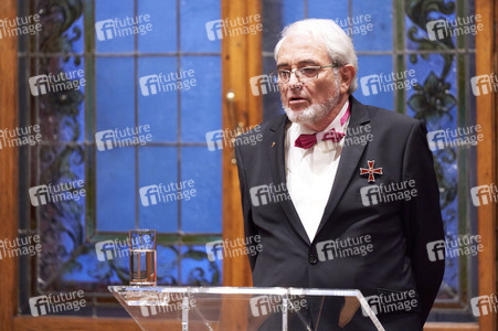 Verleihung des Verdienstkreuzes Erster Klasse an Harald Böhlmann in Hannover