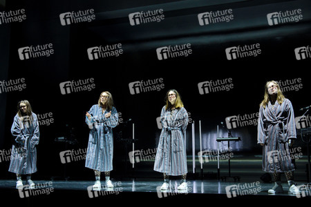 Theaterprobe 'Und sicher ist mit mir die Welt verschwunden' in Berlin