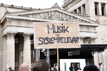 Kundgebung 'Aufstehen für Kultur' in München