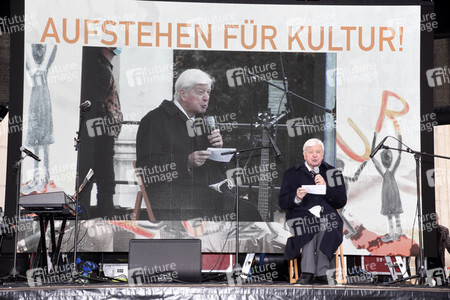 Kundgebung 'Aufstehen für Kultur' in München