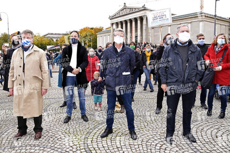 Kundgebung 'Aufstehen für Kultur' in München