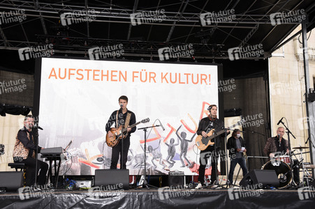 Kundgebung 'Aufstehen für Kultur' in München
