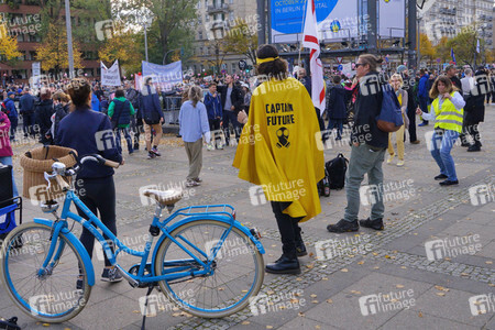 Demonstration gegen die Corona-Maßnahmen in Berlin