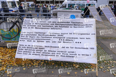 Demonstration gegen die Corona-Maßnahmen in Berlin