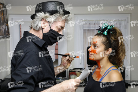 Dany Michalskis Pre-Halloween-Feier in Einbeck