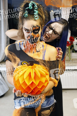 Dany Michalskis Pre-Halloween-Feier in Einbeck