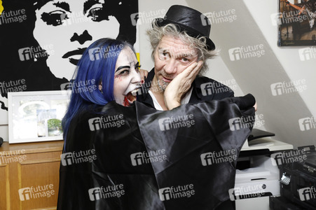 Dany Michalskis Pre-Halloween-Feier in Einbeck