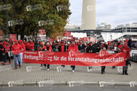 Demonstration vom Aktionsbündnis 'Alarmstufe Rot' in Berlin