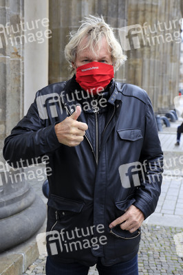 Demonstration vom Aktionsbündnis 'Alarmstufe Rot' in Berlin