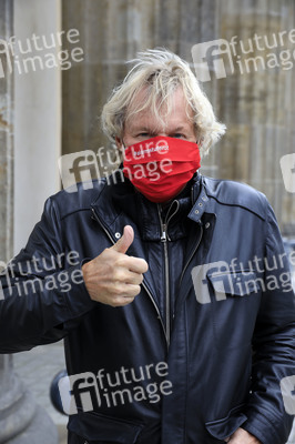 Demonstration vom Aktionsbündnis 'Alarmstufe Rot' in Berlin