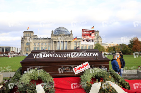Demonstration vom Aktionsbündnis 'Alarmstufe Rot' in Berlin