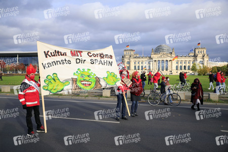 Demonstration vom Aktionsbündnis 'Alarmstufe Rot' in Berlin