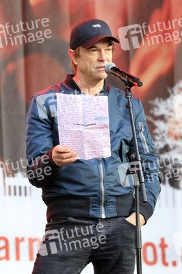 Demonstration vom Aktionsbündnis 'Alarmstufe Rot' in Berlin