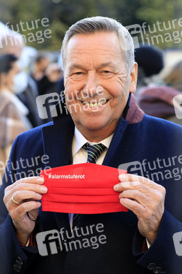 Demonstration vom Aktionsbündnis 'Alarmstufe Rot' in Berlin