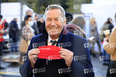 Demonstration vom Aktionsbündnis 'Alarmstufe Rot' in Berlin
