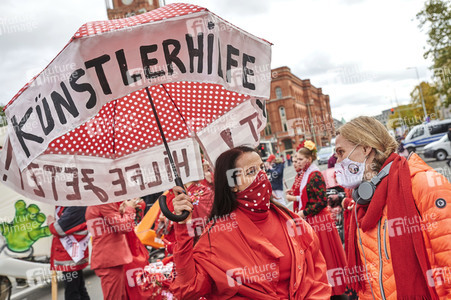Demonstration vom Aktionsbündnis 'Alarmstufe Rot' in Berlin