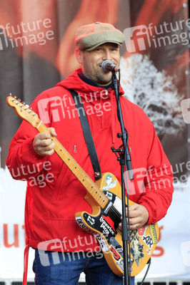 Demonstration vom Aktionsbündnis 'Alarmstufe Rot' in Berlin