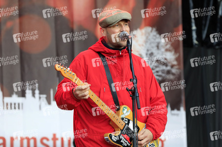 Demonstration vom Aktionsbündnis 'Alarmstufe Rot' in Berlin