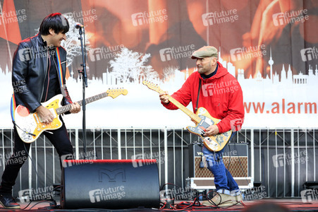 Demonstration vom Aktionsbündnis 'Alarmstufe Rot' in Berlin