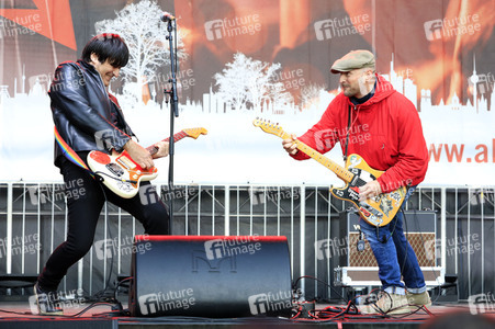 Demonstration vom Aktionsbündnis 'Alarmstufe Rot' in Berlin