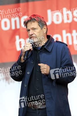 Demonstration vom Aktionsbündnis 'Alarmstufe Rot' in Berlin